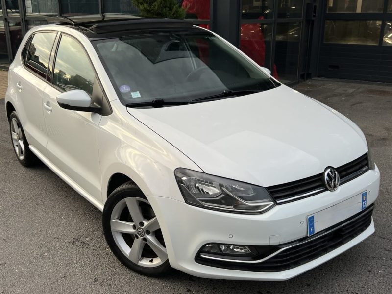 VOLKSWAGEN POLO 5 V PHASE 2 SPORTLINE 1.2 TSI 110 Cv 1ERE MAIN BOITE AUTO TOIT OUVRANT Garantie1an