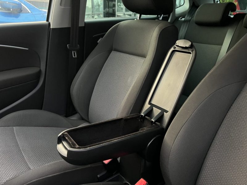 VOLKSWAGEN POLO 5 V PHASE 2 SPORTLINE 1.2 TSI 110 Cv 1ERE MAIN BOITE AUTO TOIT OUVRANT Garantie1an