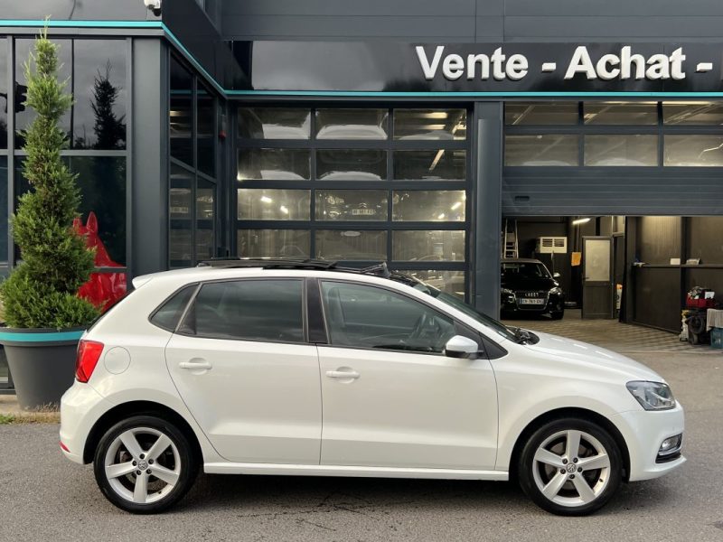 VOLKSWAGEN POLO 5 V PHASE 2 SPORTLINE 1.2 TSI 110 Cv 1ERE MAIN BOITE AUTO TOIT OUVRANT Garantie1an