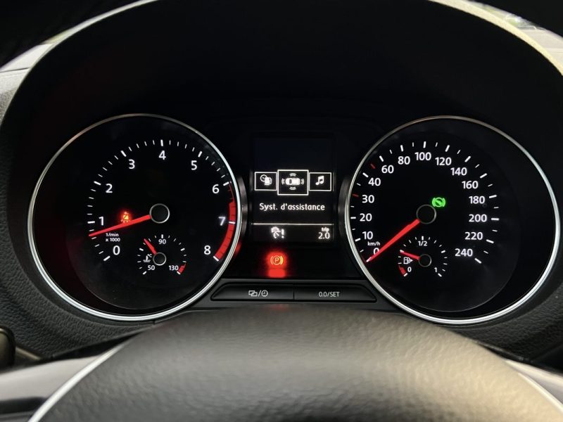 VOLKSWAGEN POLO 5 V PHASE 2 SPORTLINE 1.2 TSI 110 Cv 1ERE MAIN BOITE AUTO TOIT OUVRANT Garantie1an