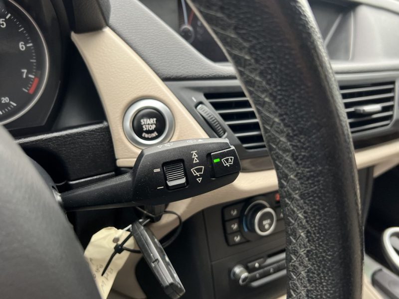 BMW X1 E84 XDRIVE 30i 3.0 6 CYLINDRES 258 Cv BOITE AUTO CUIR GPS CAMERA CRIT AIR 1 - GARANTIE 1 AN