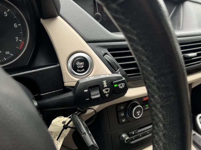 BMW X1 E84 XDRIVE 30i 3.0 6 CYLINDRES 258 Cv BOITE AUTO CUIR GPS CAMERA CRIT AIR 1 - GARANTIE 1 AN