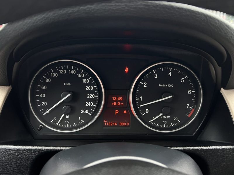 BMW X1 E84 XDRIVE 30i 3.0 6 CYLINDRES 258 Cv BOITE AUTO CUIR GPS CAMERA CRIT AIR 1 - GARANTIE 1 AN