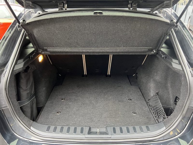 BMW X1 E84 XDRIVE 30i 3.0 6 CYLINDRES 258 Cv BOITE AUTO CUIR GPS CAMERA CRIT AIR 1 - GARANTIE 1 AN