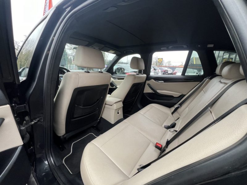 BMW X1 E84 XDRIVE 30i 3.0 6 CYLINDRES 258 Cv BOITE AUTO CUIR GPS CAMERA CRIT AIR 1 - GARANTIE 1 AN