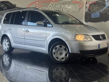 VOLKSWAGEN TOURAN 2.0 TDI 140 CONFORT 5P 