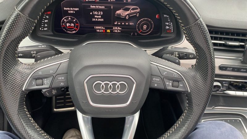AUDI Q7 50 TDI S LINE V6 3.0 L TDI 286 ch Tiptronic Quattro 7 Places Full Options