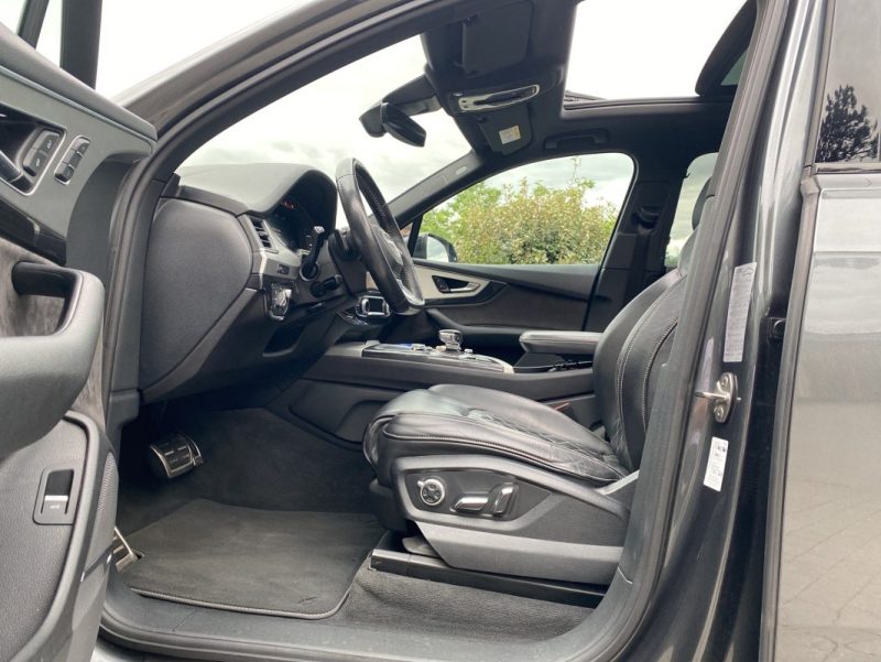 AUDI Q7 50 TDI S LINE V6 3.0 L TDI 286 ch Tiptronic Quattro 7 Places Full Options