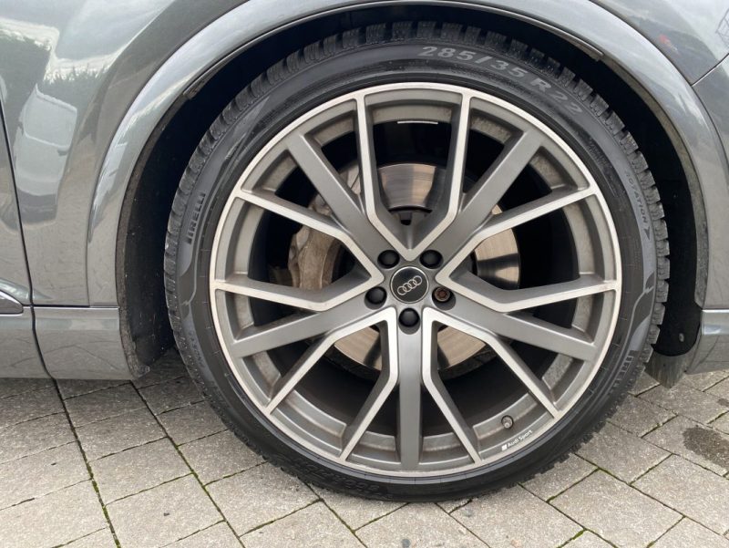 AUDI Q7 50 TDI S LINE V6 3.0 L TDI 286 ch Tiptronic Quattro 7 Places Full Options