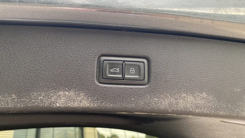 AUDI Q7 50 TDI S LINE V6 3.0 L TDI 286 ch Tiptronic Quattro 7 Places Full Options