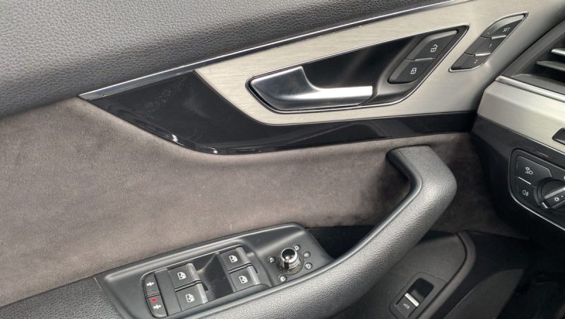 AUDI Q7 50 TDI S LINE V6 3.0 L TDI 286 ch Tiptronic Quattro 7 Places Full Options