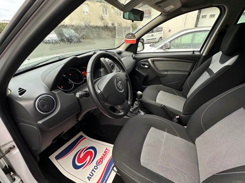 DACIA DUSTER 2016 GARANTIE 24 MOIS DUSTER 1.5 dCi 110ch Lauréate 4X2 Euro6 2016