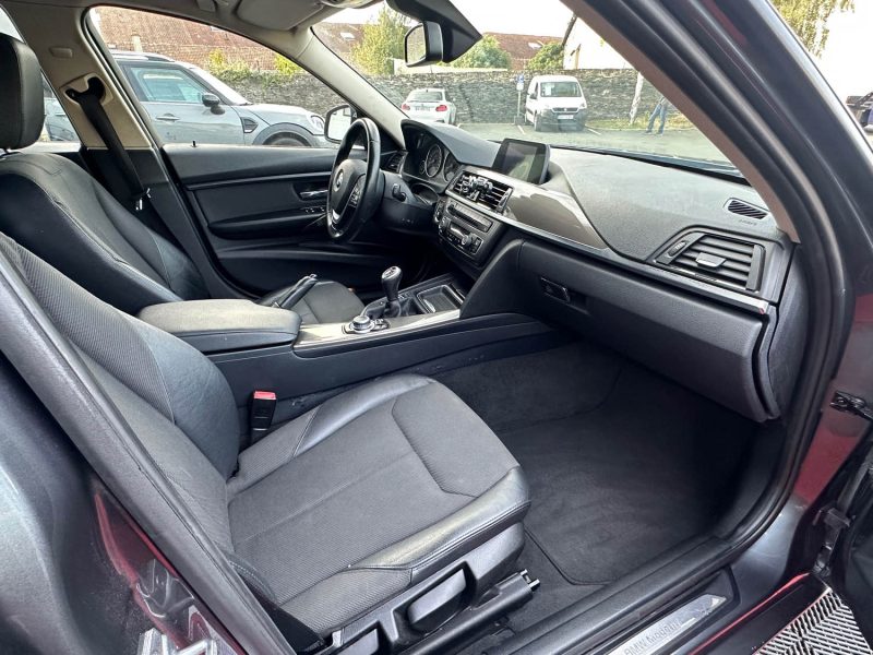 BMW 318d GARANTIE 24 MOIS SERIE 3 318d 143ch Modern 2013