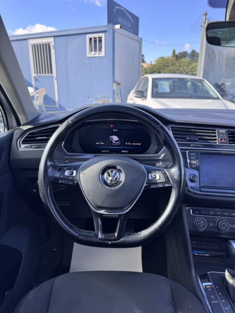 VOLKSWAGEN TIGUAN 2.0 TDI 150ch Sound DSG7 R-LINE 