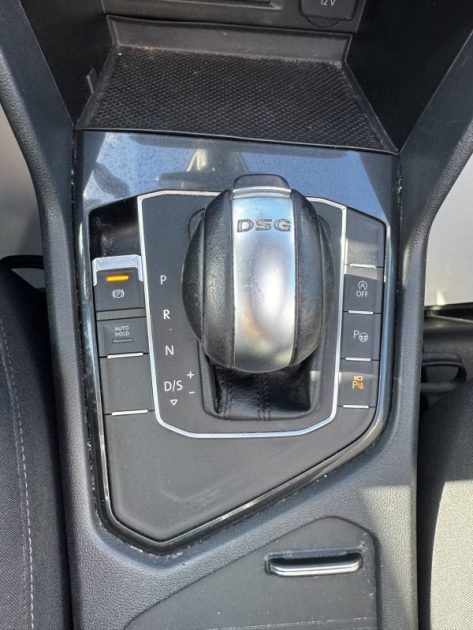 VOLKSWAGEN TIGUAN 2.0 TDI 150ch Sound DSG7 R-LINE 