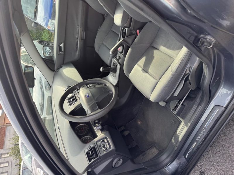 VOLVO  V50 1.6D 110CV 