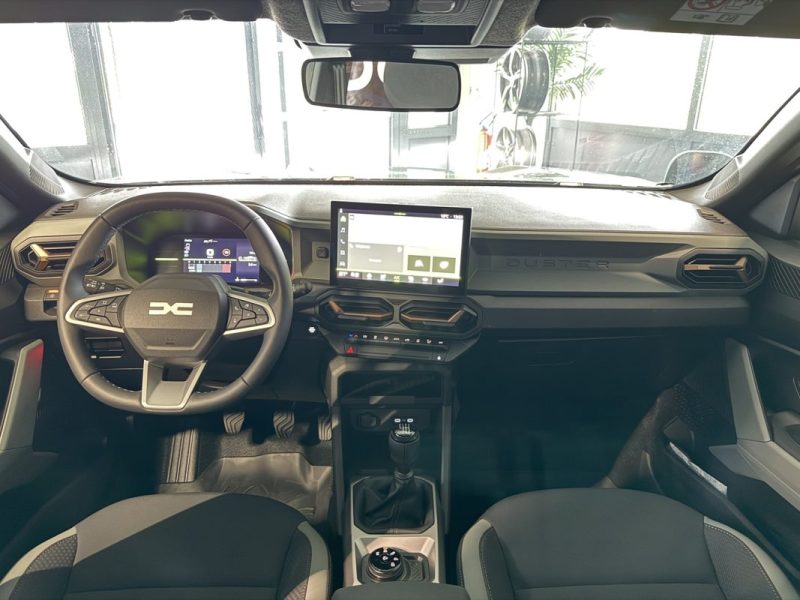 DACIA DUSTER 2025