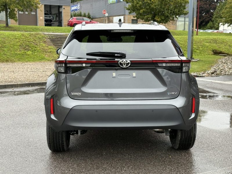 TOYOTA YARIS CROSS HYBRIDE 130cv 2WD DESIGN 2025