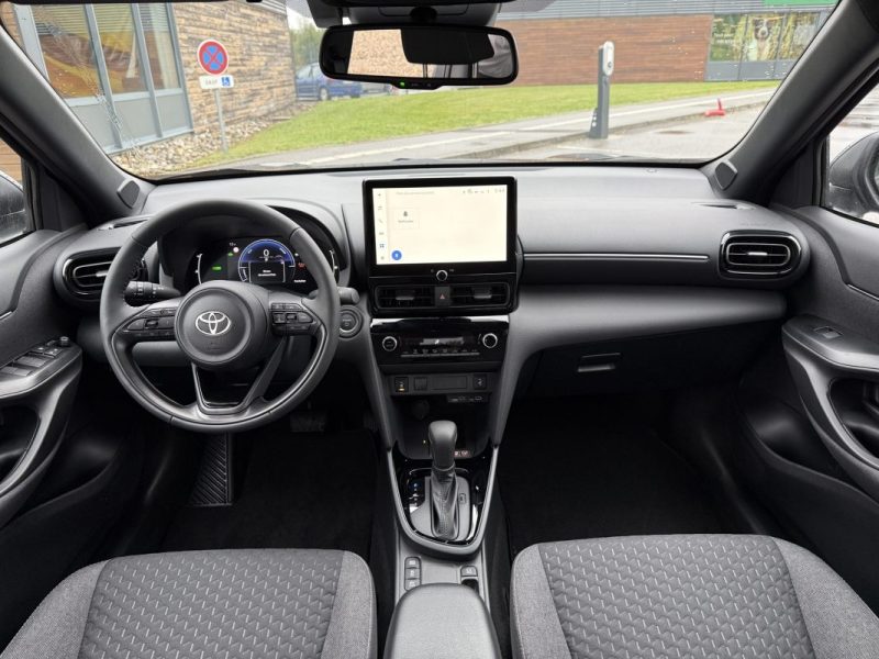 TOYOTA YARIS CROSS HYBRIDE 130cv 2WD DESIGN 2025