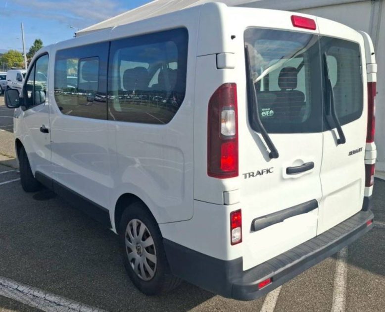 RENAULT TRAFIC L1 1.6 dCi 125 cv energy ZEN 9 places Garantie 12 Mois 2016