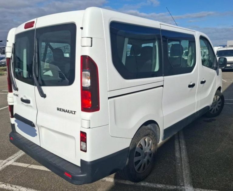 RENAULT TRAFIC L1 1.6 dCi 125 cv energy ZEN 9 places Garantie 12 Mois 2016