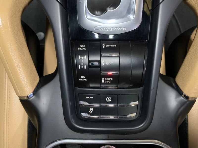  PORSCHE CAYENNE 3.0 262ch BVA - Siège chauffants  