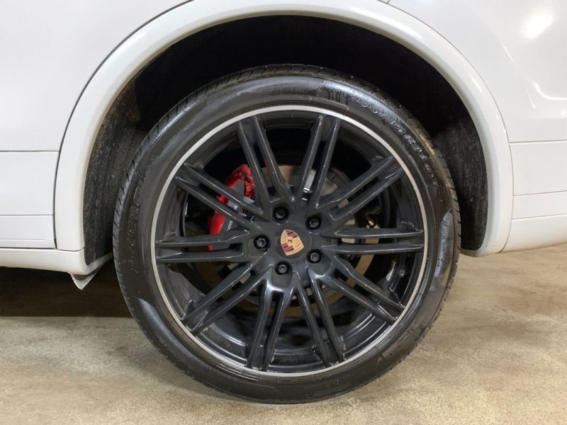  PORSCHE CAYENNE 3.0 262ch BVA - Siège chauffants  