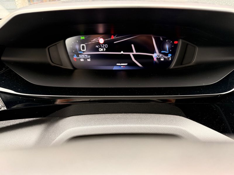 PEUGEOT 308 1.2 PURETECH 130 CV  - ENTRETIEN EN CONCESSION UNIQUEMENT - SOUS GARANTIE CONSTRUCTEUR JUSQU\'EN 2032 OU 175000KM 2022