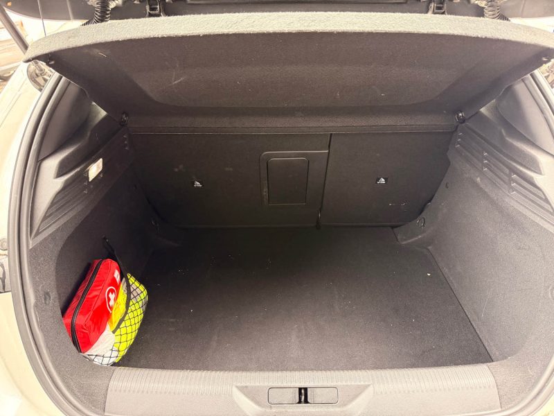 PEUGEOT 308 1.2 PURETECH 130 CV  - ENTRETIEN EN CONCESSION UNIQUEMENT - SOUS GARANTIE CONSTRUCTEUR JUSQU\'EN 2032 OU 175000KM 2022