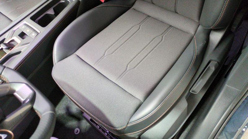 Cupra Formentor nouveau 1.5 etsi hybrid 150 ch dsg7 v + sieges chauffants