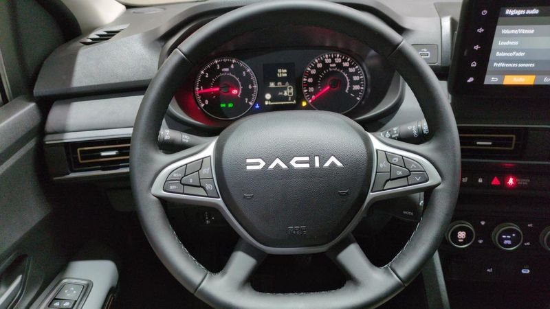 Dacia Sandero Tce 110 gsr2 stepway extreme + pack confort + sieges chauffants