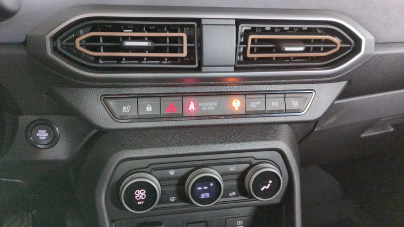 Dacia Sandero Tce 110 gsr2 stepway extreme + pack confort + sieges chauffants