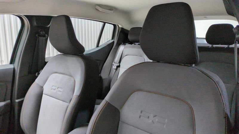 Dacia Sandero Tce 110 gsr2 stepway extreme + pack confort + sieges chauffants