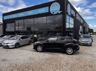 TOYOTA C-HR Tva Récupérable 1.8 Hybride 122ch Dynamic E-CVT 09/2023 Tva Récupérable