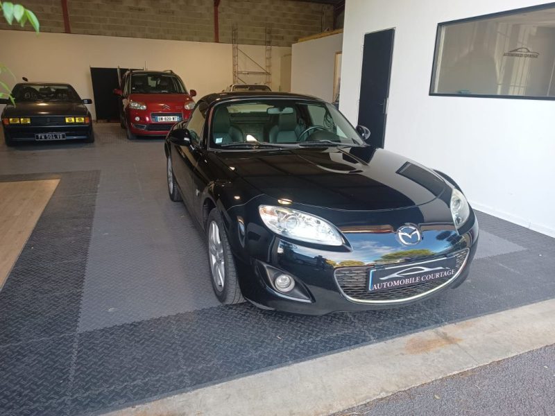 MAZDA MX-5 1.8L NEKKI TOIT DUR 2010
