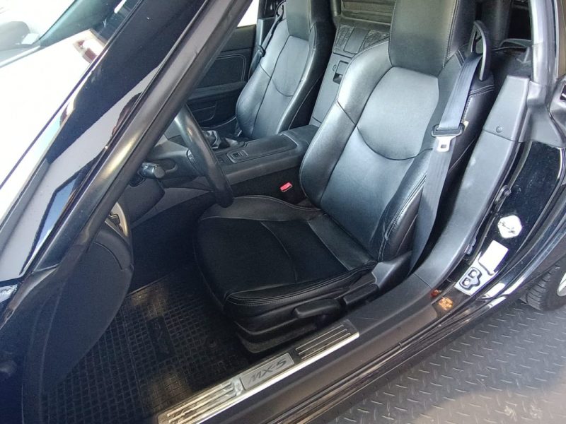 MAZDA MX-5 1.8L NEKKI TOIT DUR 2010