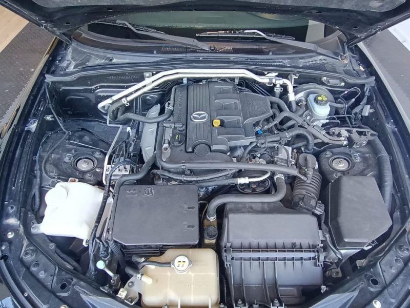 MAZDA MX-5 1.8L NEKKI TOIT DUR 2010