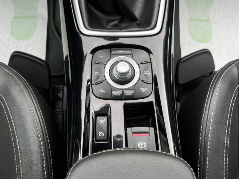 RENAULT LAGUNA 3 III BOSE EDITION 2.0 DCI 130 Cv GPS TOMTOM BLUETOOTH REGULATEUR - GARANTIE 1 AN