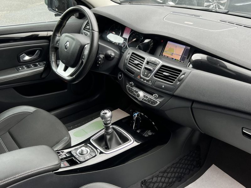 RENAULT LAGUNA 3 III BOSE EDITION 2.0 DCI 130 Cv GPS TOMTOM BLUETOOTH REGULATEUR - GARANTIE 1 AN