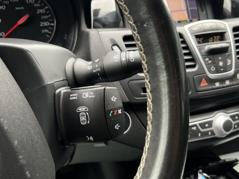 RENAULT LAGUNA 3 III BOSE EDITION 2.0 DCI 130 Cv GPS TOMTOM BLUETOOTH REGULATEUR - GARANTIE 1 AN