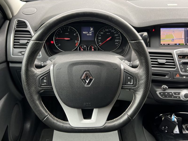 RENAULT LAGUNA 3 III BOSE EDITION 2.0 DCI 130 Cv GPS TOMTOM BLUETOOTH REGULATEUR - GARANTIE 1 AN
