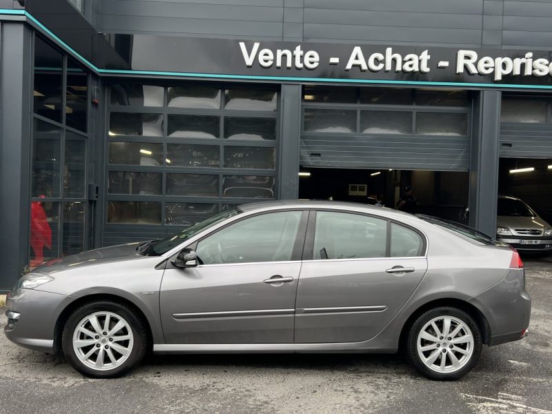 RENAULT LAGUNA 3 III BOSE EDITION 2.0 DCI 130 Cv GPS TOMTOM BLUETOOTH REGULATEUR - GARANTIE 1 AN
