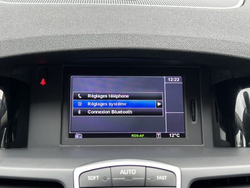 RENAULT LAGUNA 3 III BOSE EDITION 2.0 DCI 130 Cv GPS TOMTOM BLUETOOTH REGULATEUR - GARANTIE 1 AN