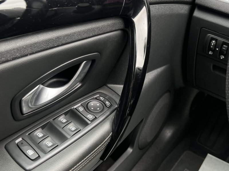 RENAULT LAGUNA 3 III BOSE EDITION 2.0 DCI 130 Cv GPS TOMTOM BLUETOOTH REGULATEUR - GARANTIE 1 AN