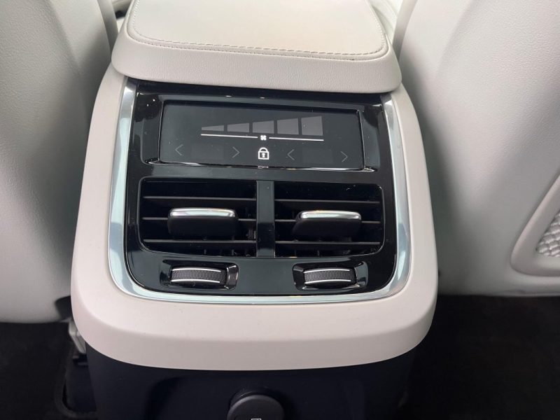 VOLVO XC90 -  II (2) RECHARGE T8 407 AWD INSCRIPTION LUXE GEARTRONIC 8 7PL - GARANTIE 