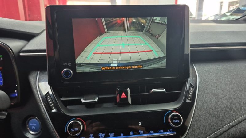 TOYOTA COROLLA TOURING SPORTS 122cv DYNAMIC BUSINESS/1 ERE MAIN/TVA RECUP