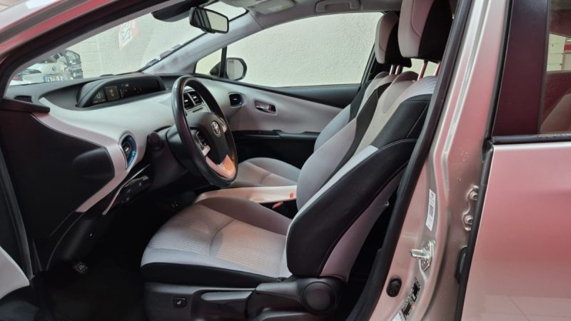 TOYOTA PRIUS BERLINE 122cv DYNAMIC BUSINESS/1 ERE MAIN/TVA RECUPERABLE