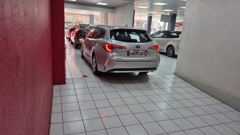 TOYOTA COROLLA TOURING SPORTS 122cv DYNAMIC BUSINESS/1 ERE MAIN/TVA RECUP