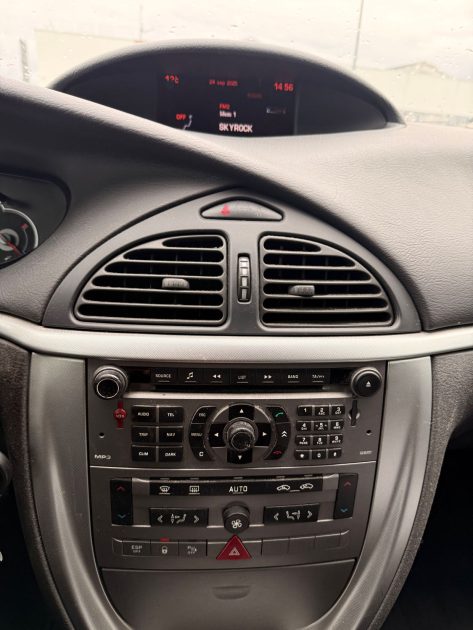 CITROEN C5 2.0 HDI 138 CH  BOITE AUTOMATIQUE- EXCELLENT SUIVI