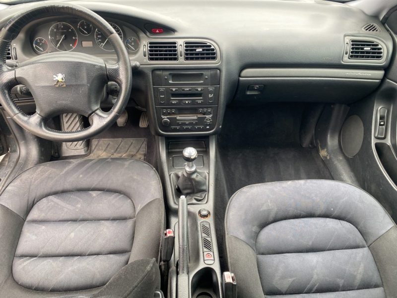 PEUGEOT 406 2.2 L HDI 136 ch Pininfarina